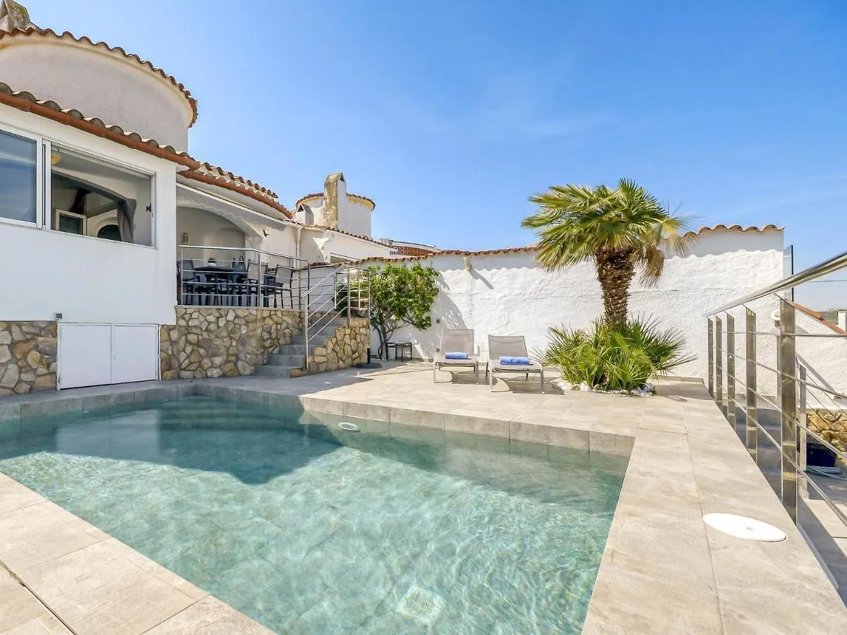 Holiday Home Sunset By Interhome Ampuriabrava