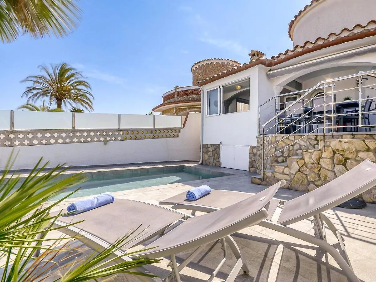 Holiday Home Sunset By Interhome Ampuriabrava